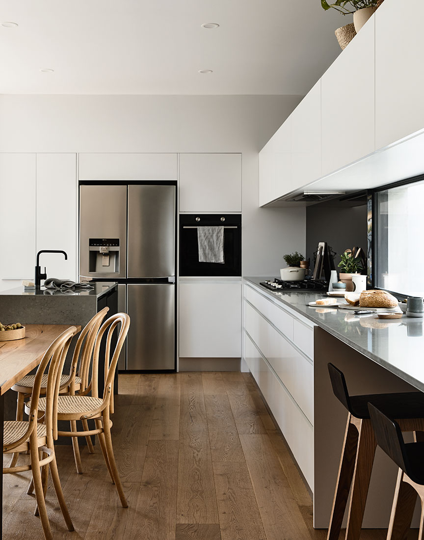 Caption-Mornington-Project-White-Cabinetry-864x1100